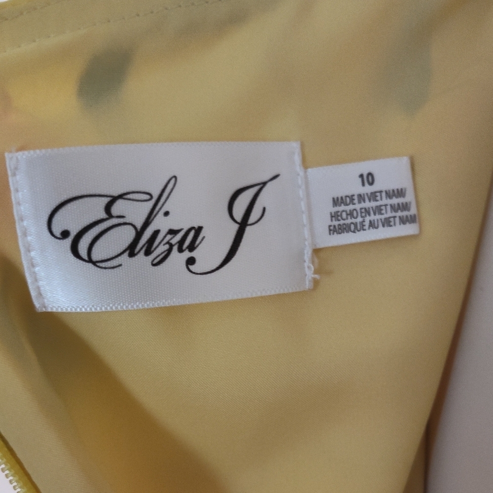 Eliza J Dress - Picture 13 of 15